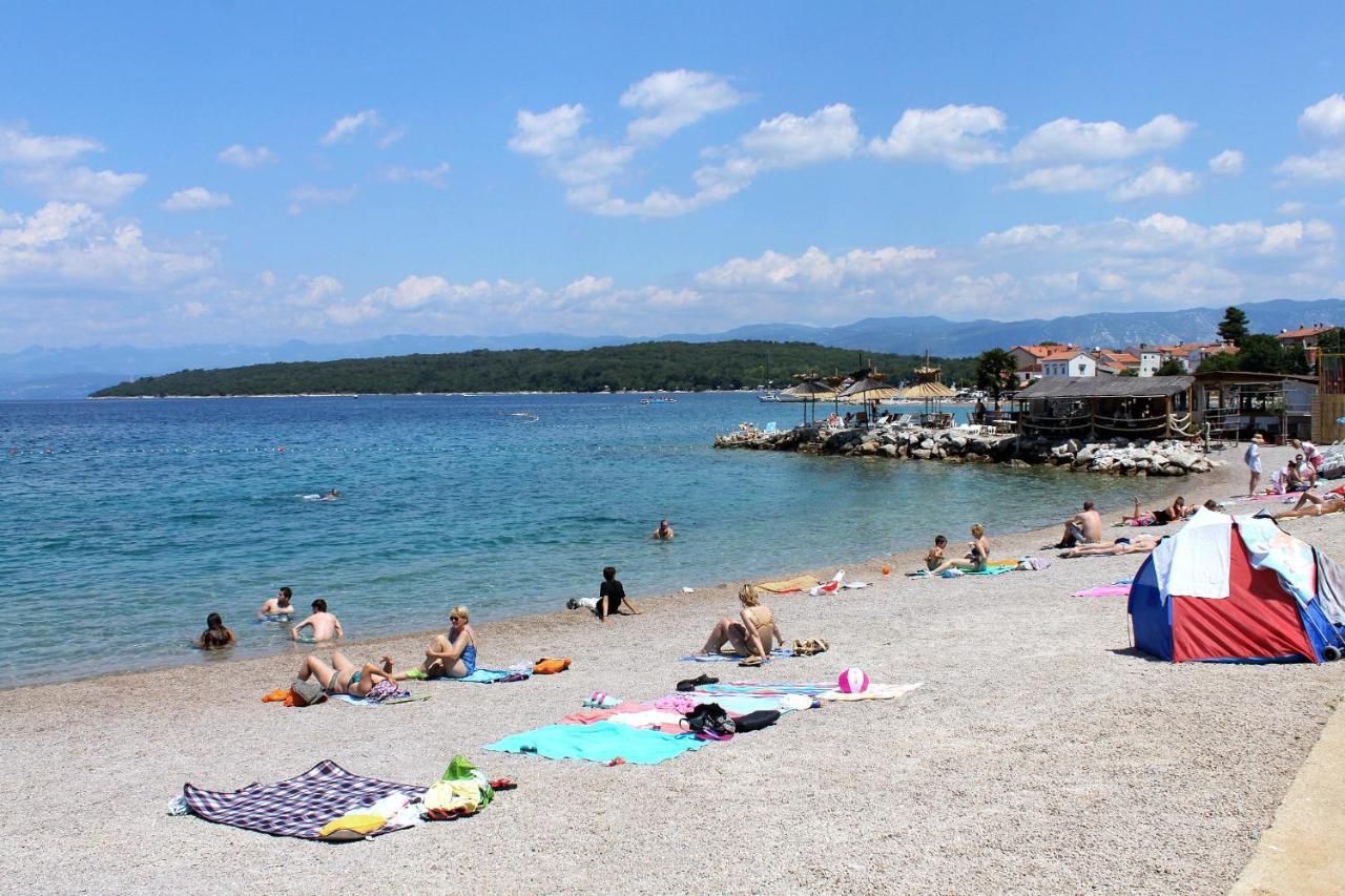 Apartments By The Sea Njivice, Krk - 5296 Екстериор снимка